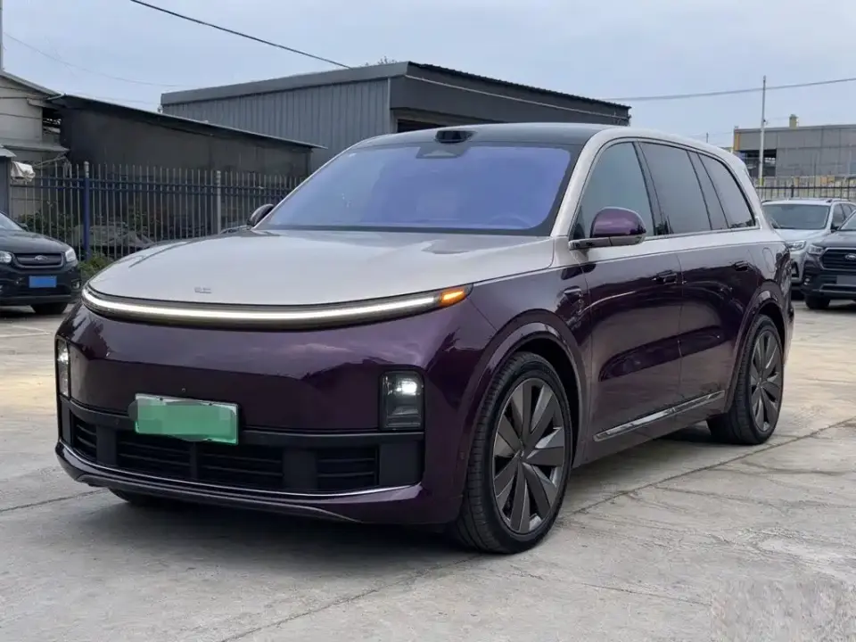 Li Auto Li Xiang L9 Base Model 2026