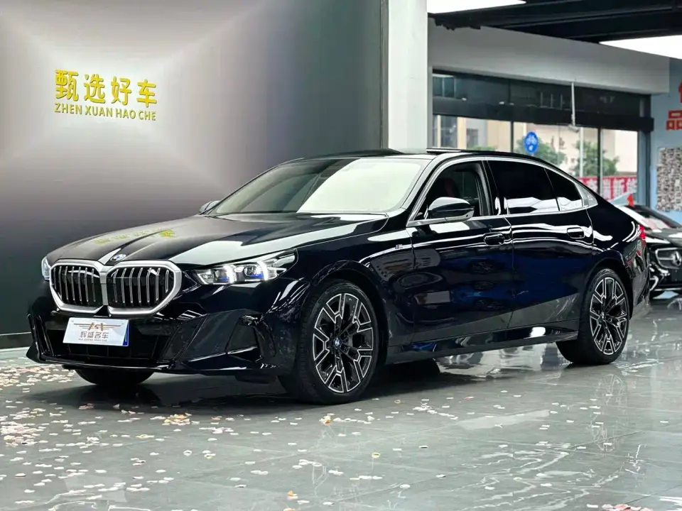 BMW 5 Series 530Li Premium M Sport Package 2025
