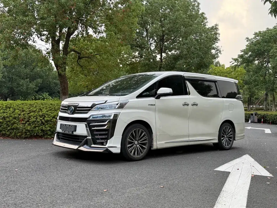 Toyota Vellfire Twin Engine 2.5L HV Premium Edition 2021