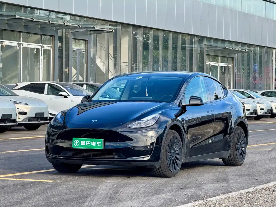 Tesla Model Y Facelift Long Range All-Wheel Drive Version 2023
