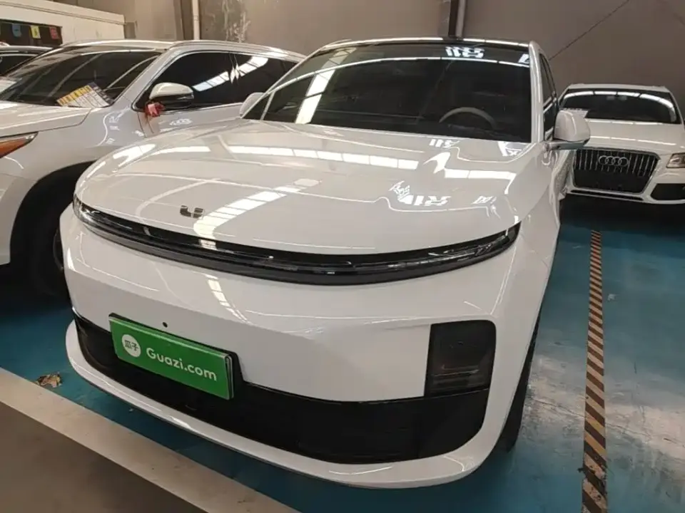 Li Auto L6 Pro 2025