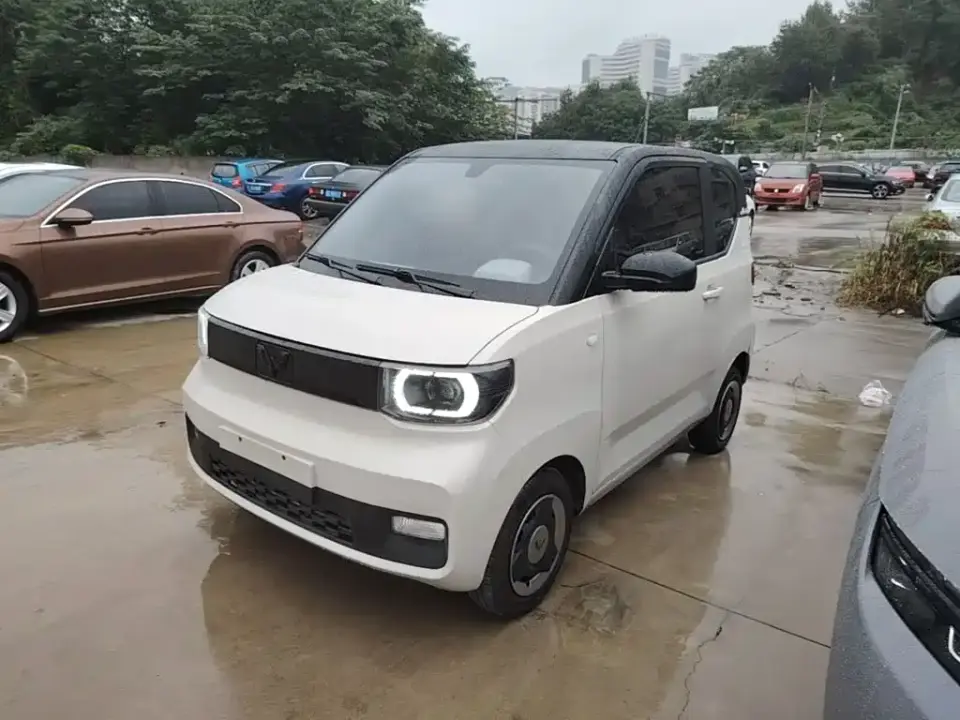 Wuling Motors Hongguang MINIEV Macaron Premium Edition LFP 2022