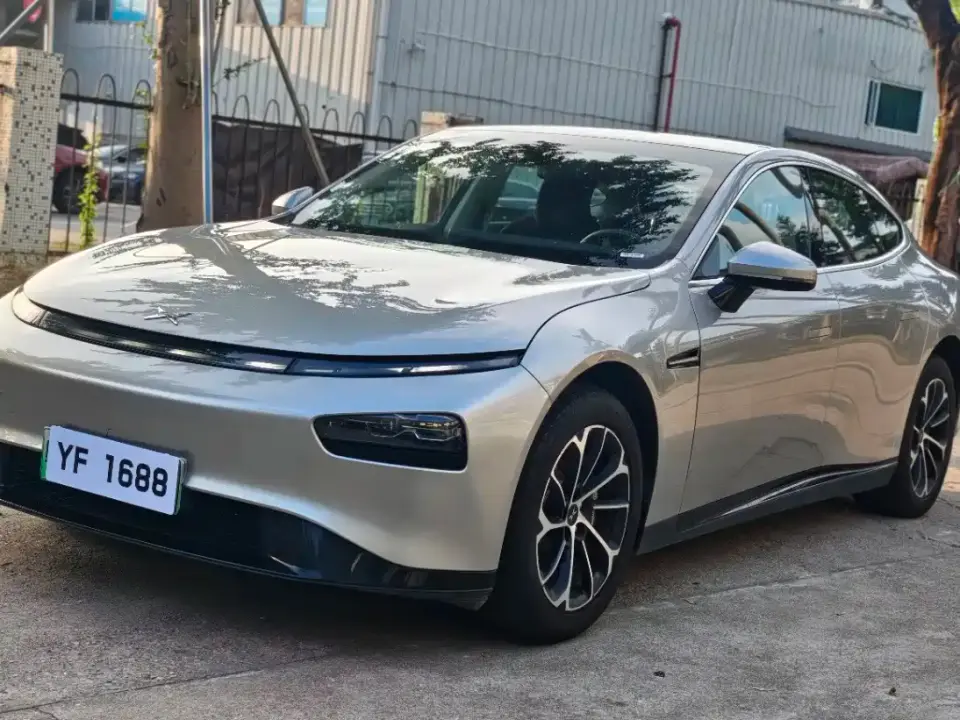 XPeng P7 Model 586G 2023