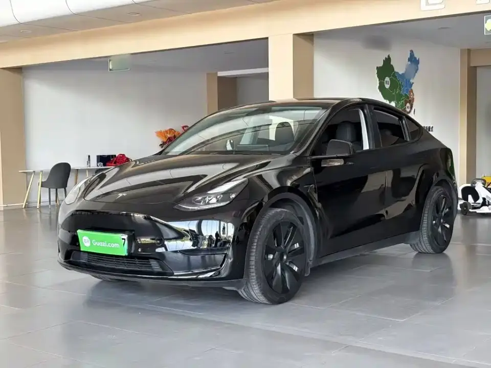 Tesla Model Y Facelift Rear-Wheel Drive Version 2023