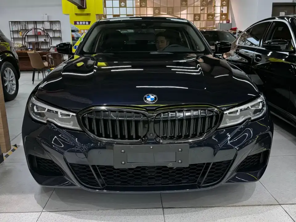 BMW 3 Series 325i M Sport Black Night Package 2020