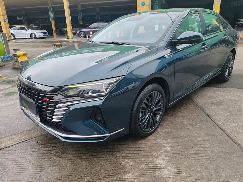 Dongfeng Aeolus Yixuan MAX 1.5T Super Dad Edition 2022
