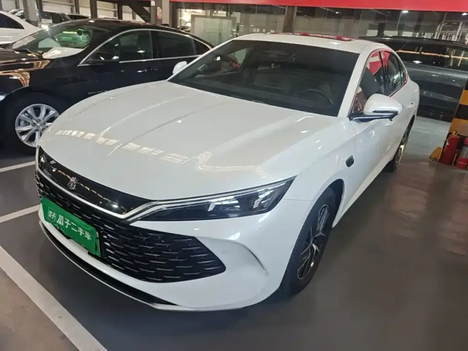 BYD Qin L DM-i Smart Drive Edition 120KM Leading 2025
