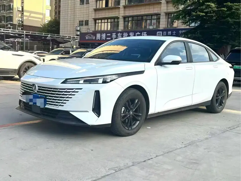 Changan Yida Blue Whale NE 1.5T GDI DCT Enjoyment Edition 2023