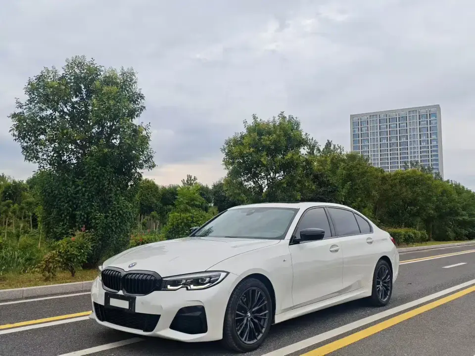 BMW 3 Series 325Li M Sport Black Night Package 2020
