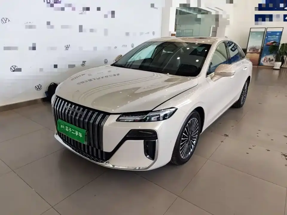 Roewe M7 DMH Base 2025