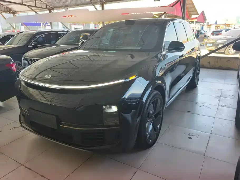 Li Auto Li Xiang L9 Model Ultra 2024