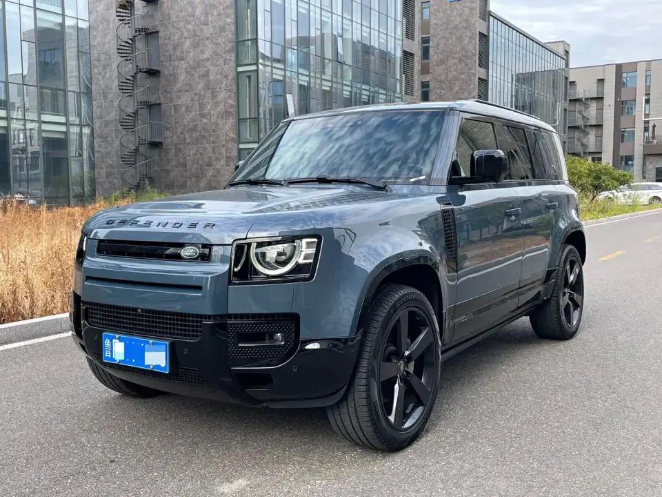 Land Rover Defender 110 3.0T P400 X-DYNAMIC HSE 2024