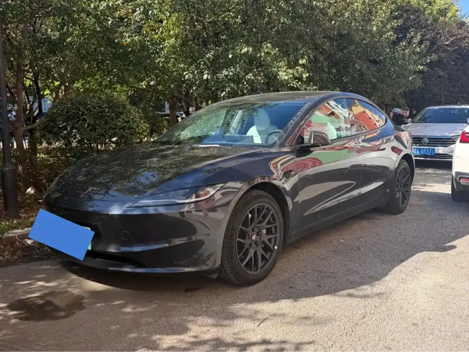 Tesla Model 3 Rear-Wheel Drive 2024