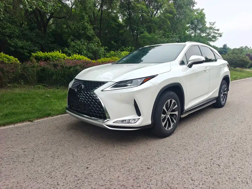 Lexus RX Facelift 300 2WD Comfort Edition 2020
