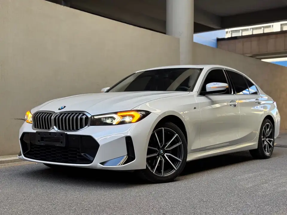 BMW 3 Series 320i M Sport Package 2023