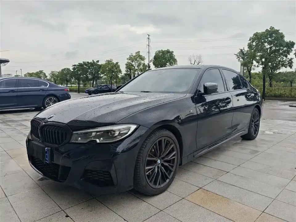 BMW 3 Series Facelift 325Li M Sport Shadow Edition 2021
