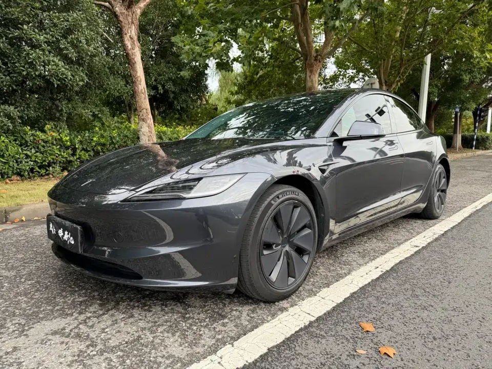 Tesla Model 3 Rear-Wheel Drive 2024