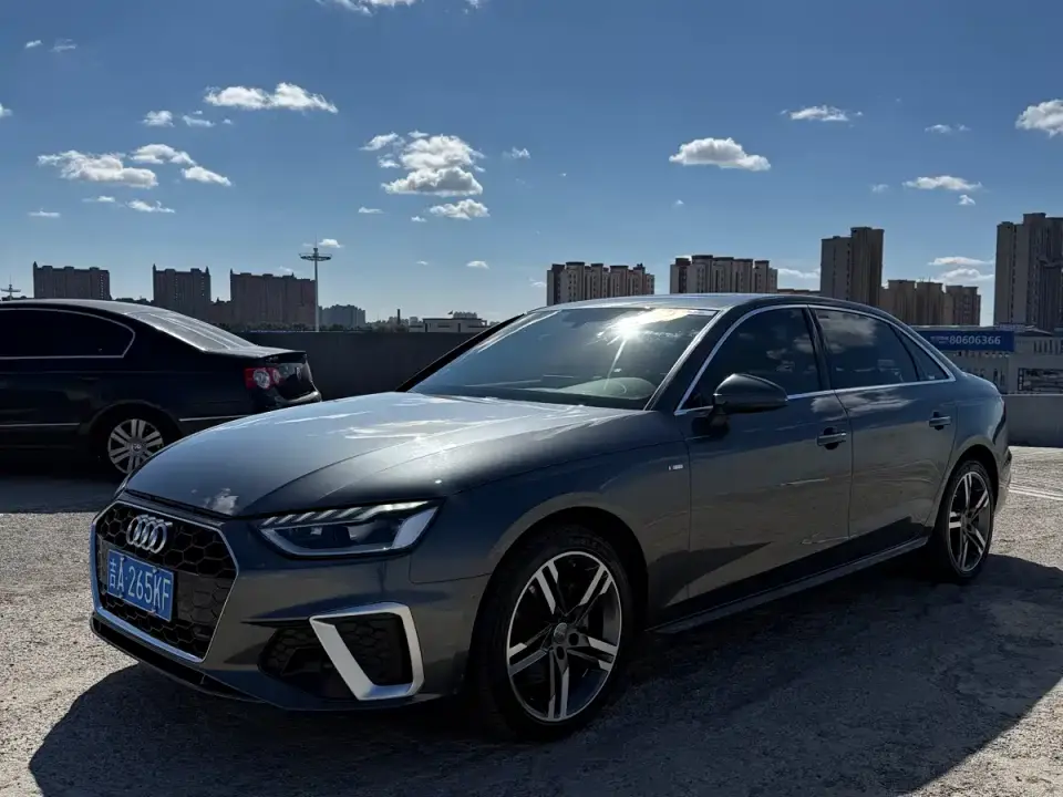 Audi A4L 40 TFSI Luxury Dynamic 2021