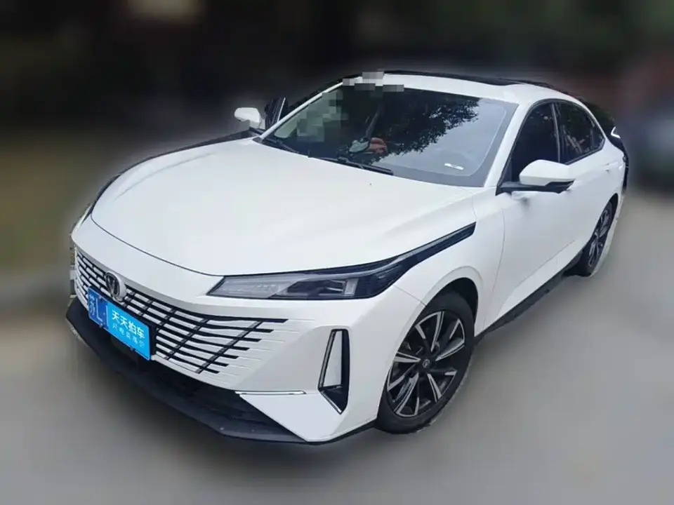Changan Eado Model 1.5T GDI Auto Premium Type 2025