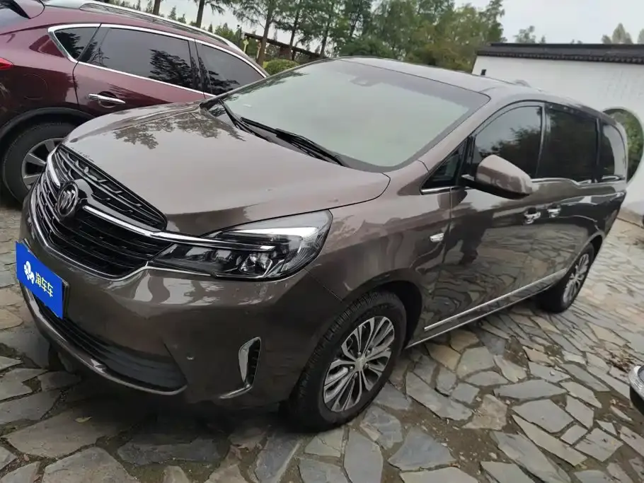 Buick GL8 Land Business Class 652T Smart Luxury 2022