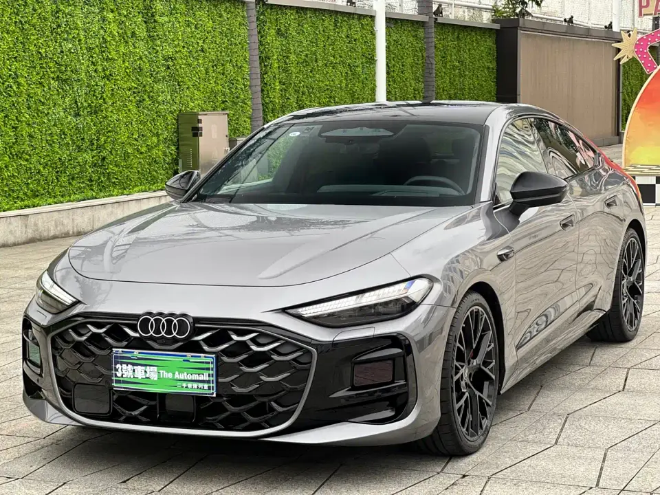 Audi A5L Sportback Model 2.0T Launch Limited Edition 2025