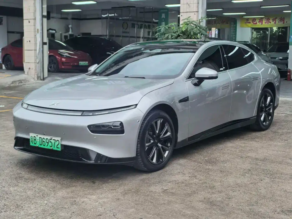 XPeng P7 Model 586E 2021