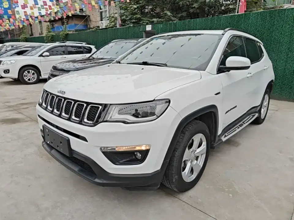 Jeep Compass 200T Auto Family-Connected Large Screen Edition 2019