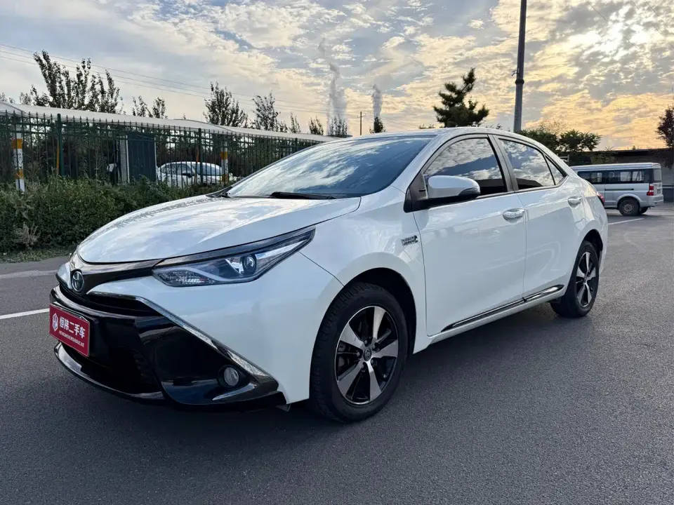 Toyota Levin Twin Engine E+ 1.8PH V E-CVT Luxury Edition 2019
