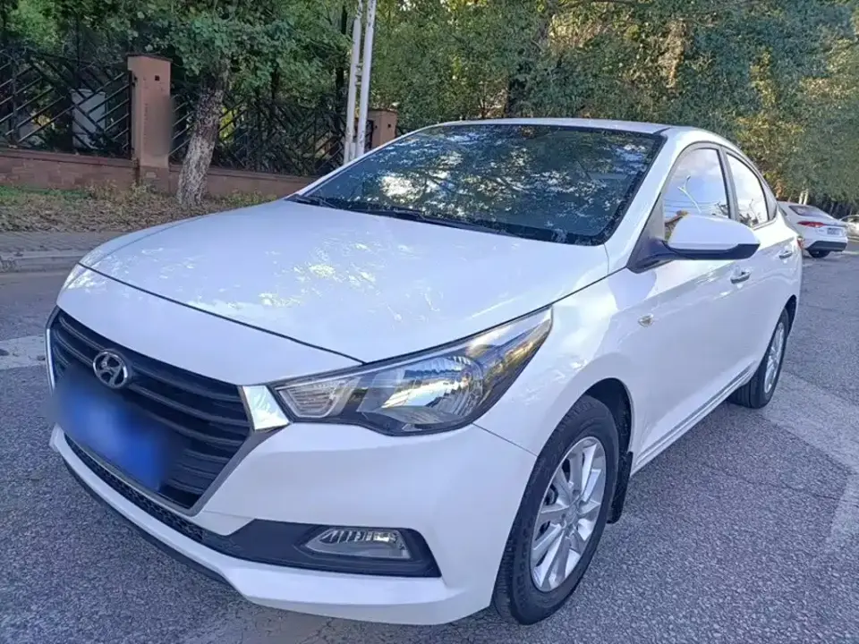 Hyundai Verna 1.4L Manual Cool Edition GLS 2019