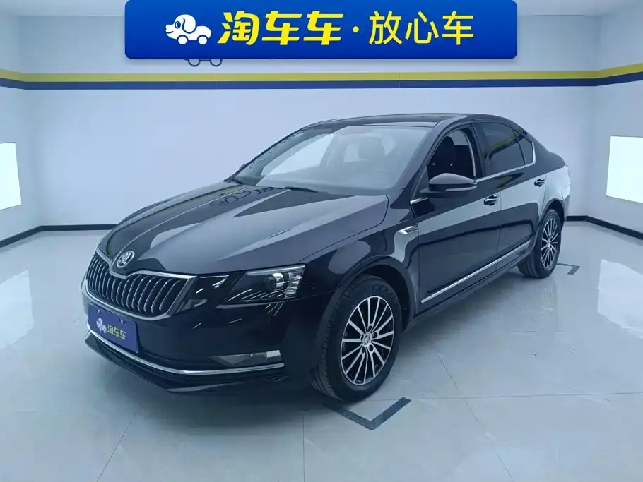 Skoda Octavia TSI230 DSG Zhixing Luxury Edition China VI 2019