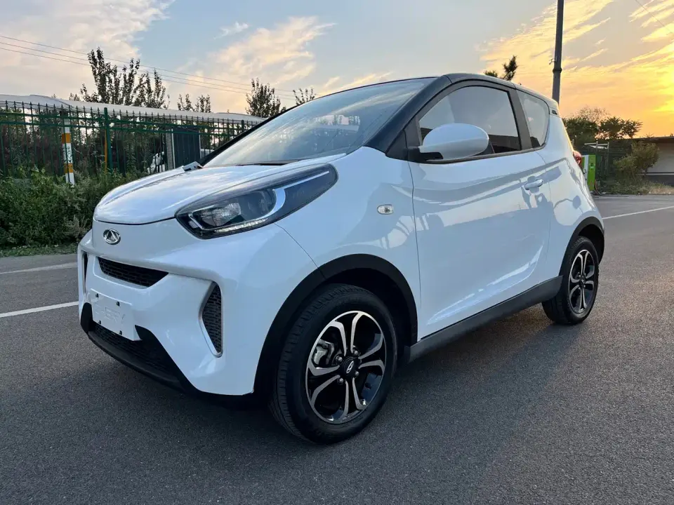 QQ New Energy Little Ant Model 200K Ant Fans Edition Vitality Version NCM 408km 2021