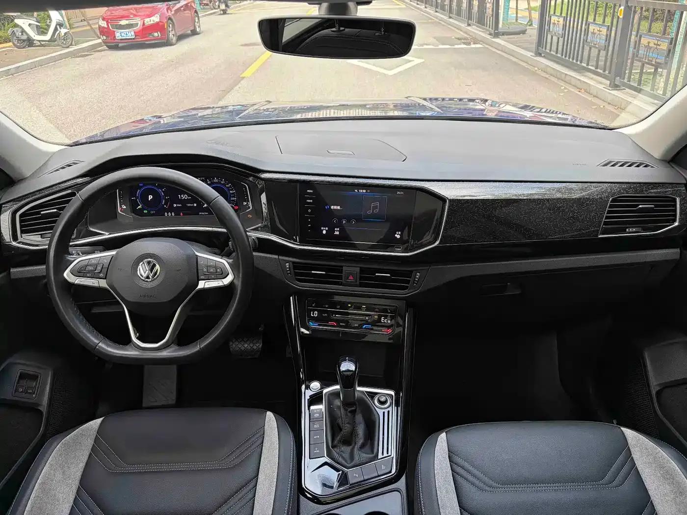 Volkswagen Tayron GTE Plug-in Hybrid Model 1.4T Luxury 2021 — фото 11