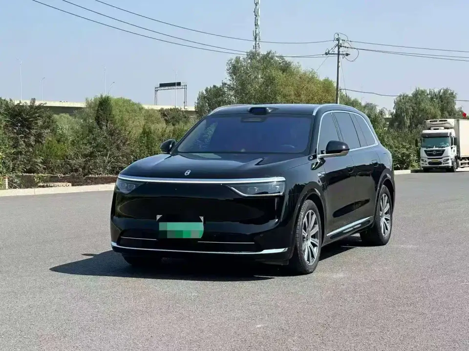 AITO Wenjie AITO M8 Extended Range Max 37kWh 5-Seater 2025
