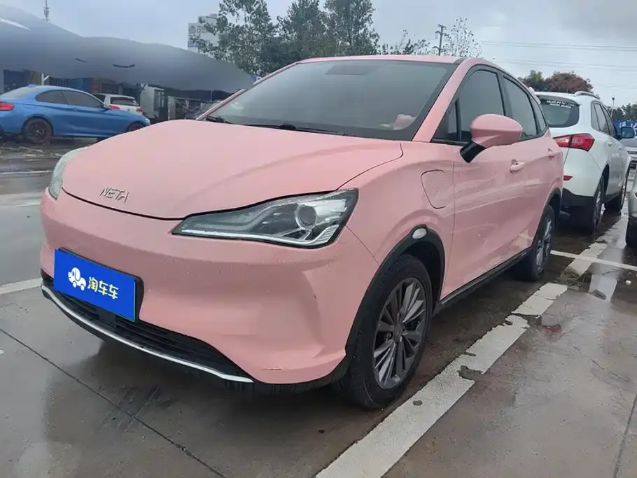 Neta Nezha V Trend 400 Lite Pink Custom Edition 2022