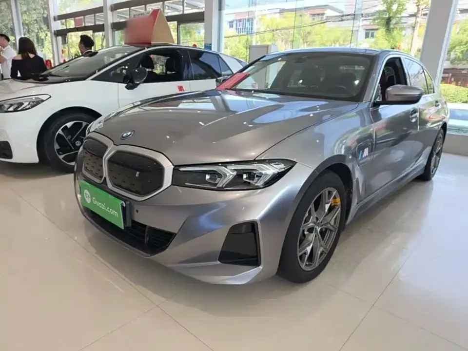 BMW i3 eDrive 35 L 2022