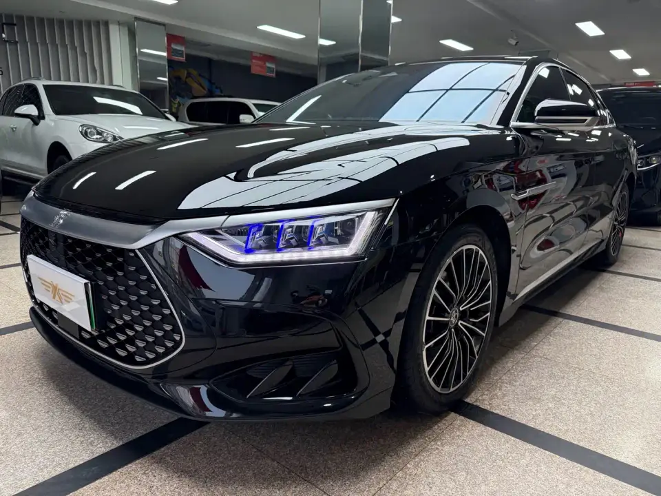 BYD Han DM-i 121KM Premium 2023
