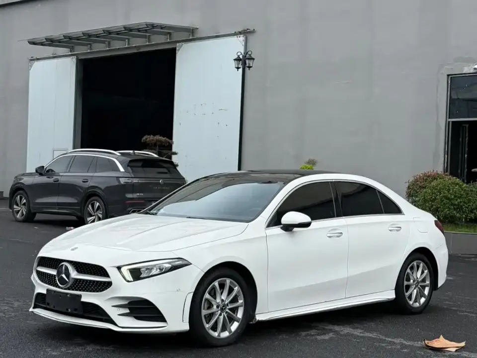 Mercedes-Benz A-Class A 200 L Sport Sedan Style 2023