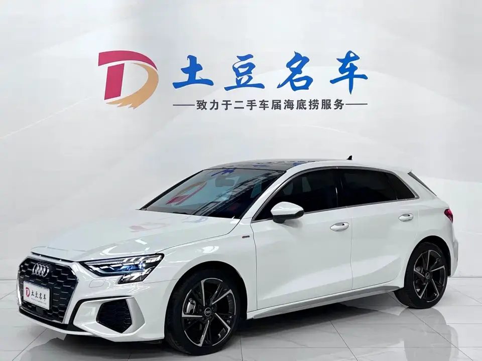 Audi A3 Facelift Sportback 35 TFSI Fashion Sport 2023