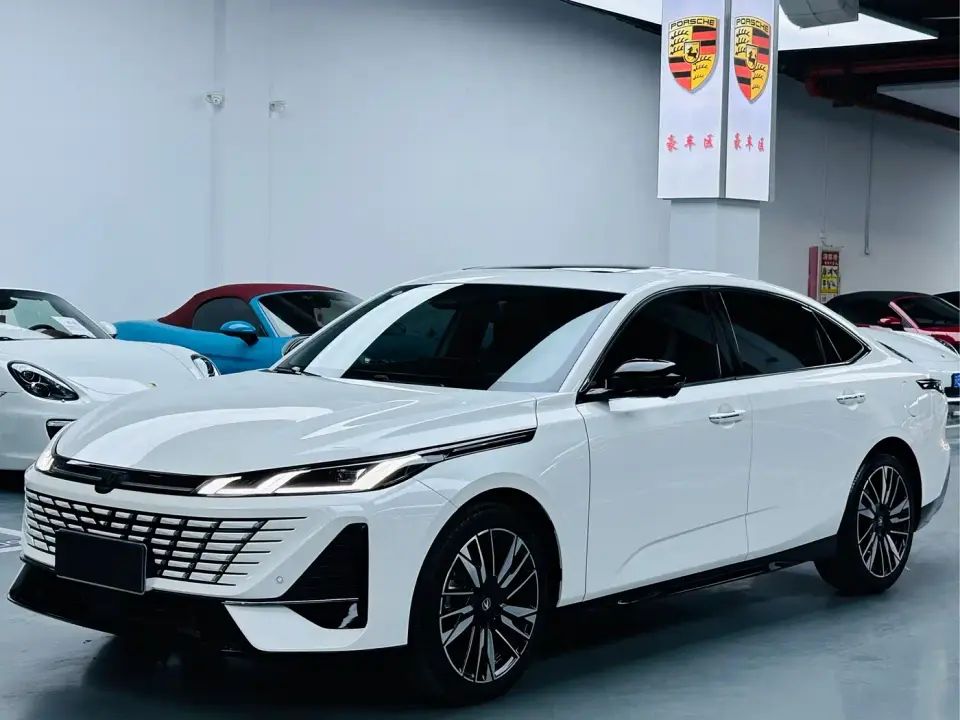 Changan Eado Model Year Facelift 1.5T 500Bar Premium Edition 2025
