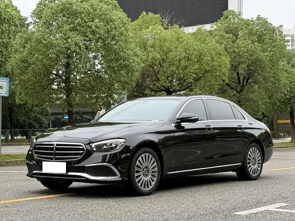 Mercedes-Benz E-Class Second Facelift E 300 L Luxury 2022