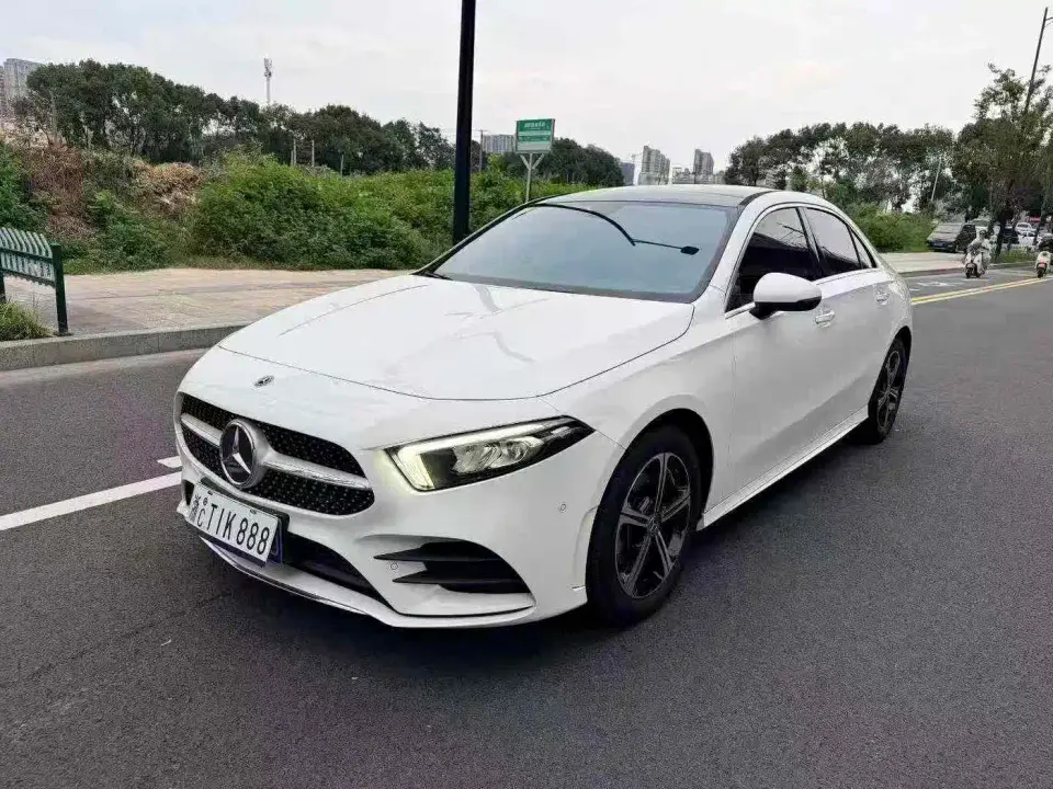 Mercedes-Benz A-Class A 200 L Dynamic 2022