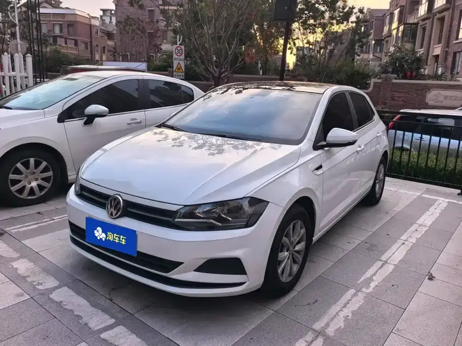 Volkswagen Polo Plus 1.5L Automatic Colorful Tech Edition 2020