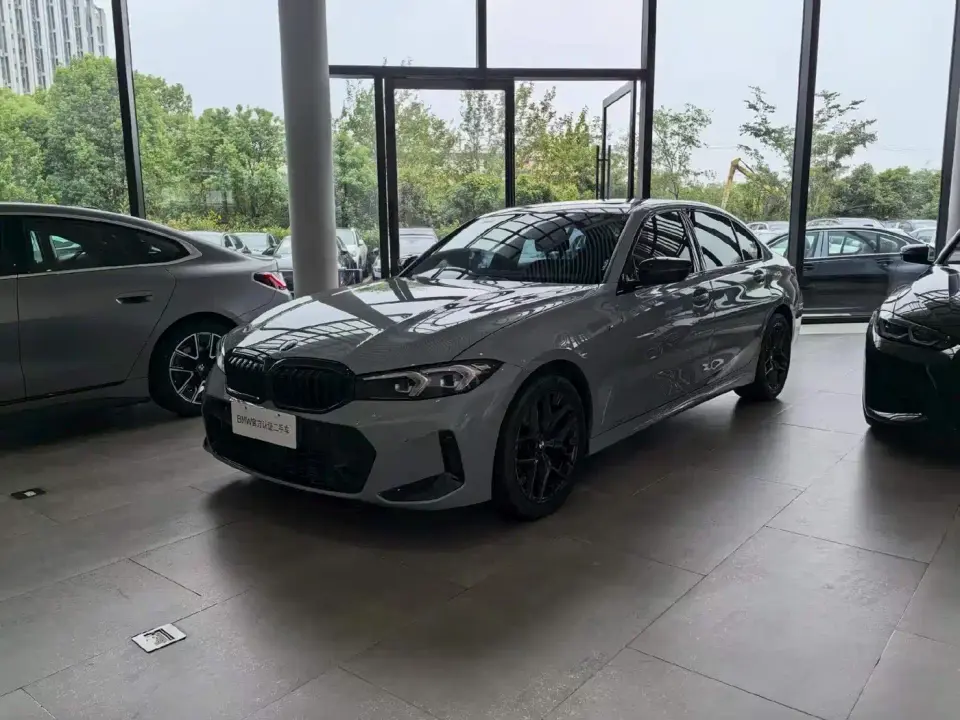 BMW 3 Series 330Li M Sport Night Edition 2025