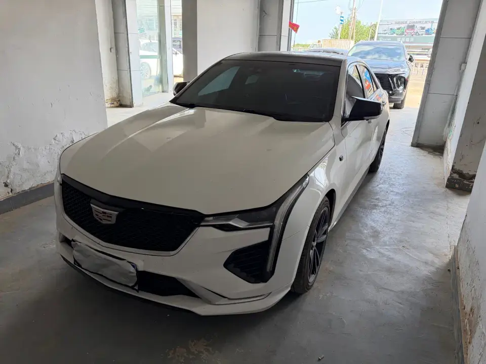 Cadillac CT4 28T Fashion Edition 2022