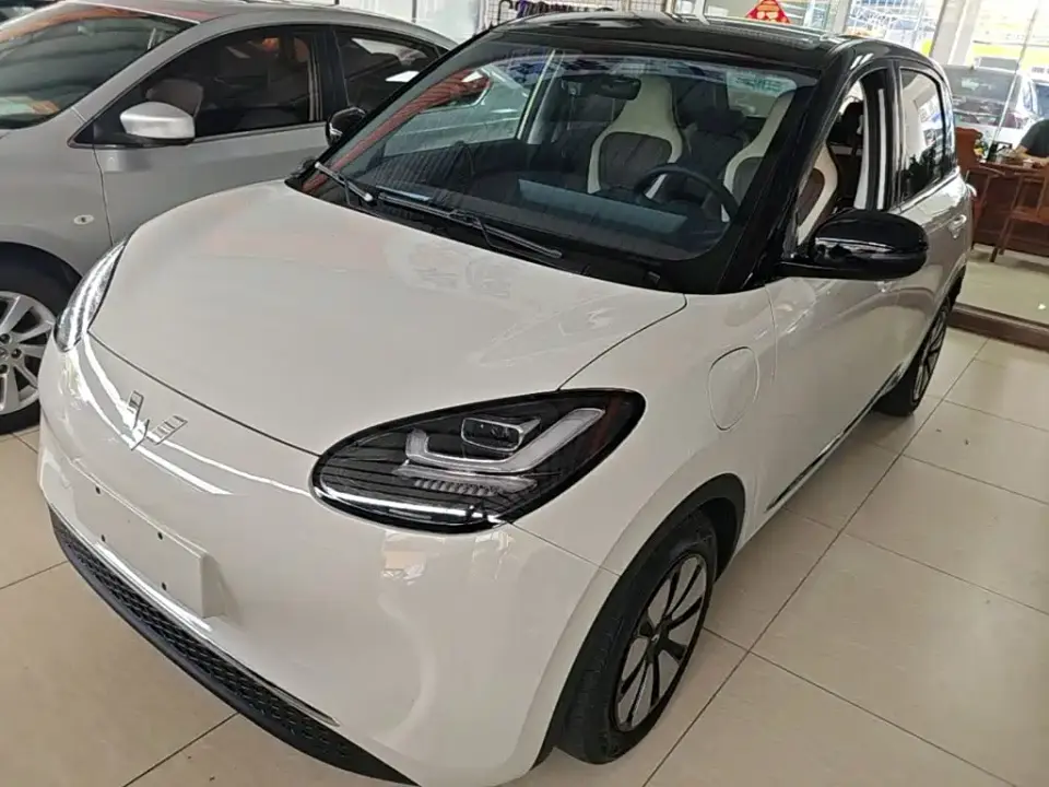 Wuling Motors Wuling Bingo Model 333km Telepathic Connect+ Version 2024