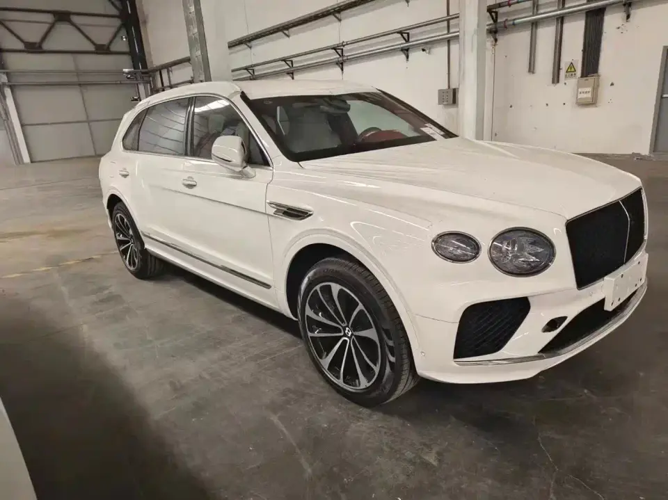 Bentley Bentayga 4.0T V8 Long Wheelbase 2024