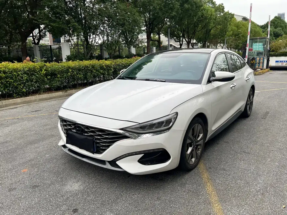 Hyundai Fista 280TGDi Sport Edition China V 2019