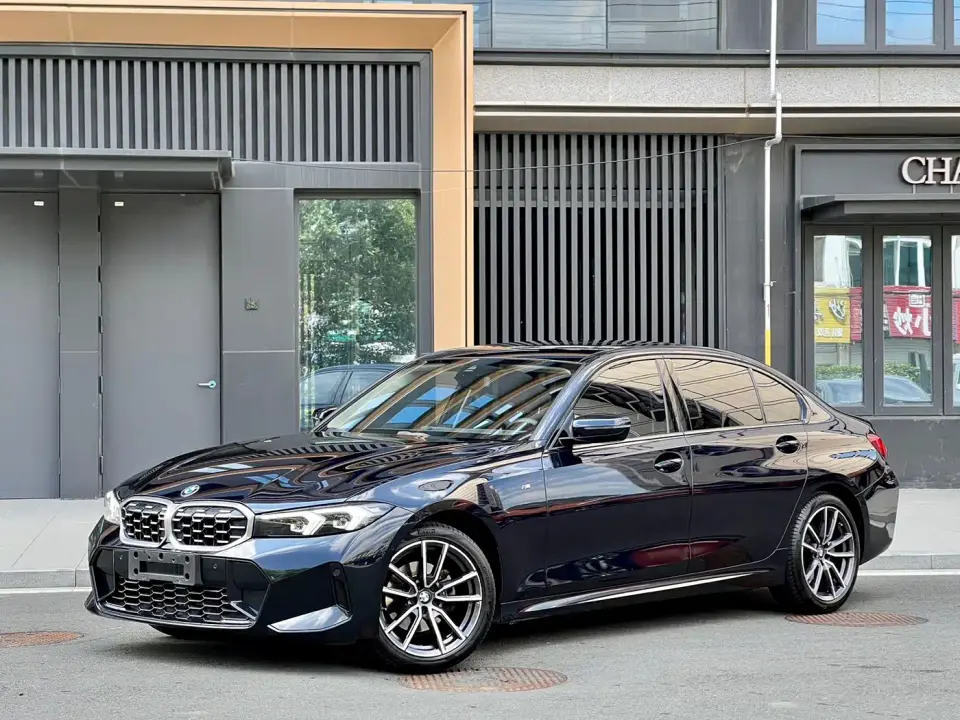 BMW 3 Series 325Li M Sport Package 2022