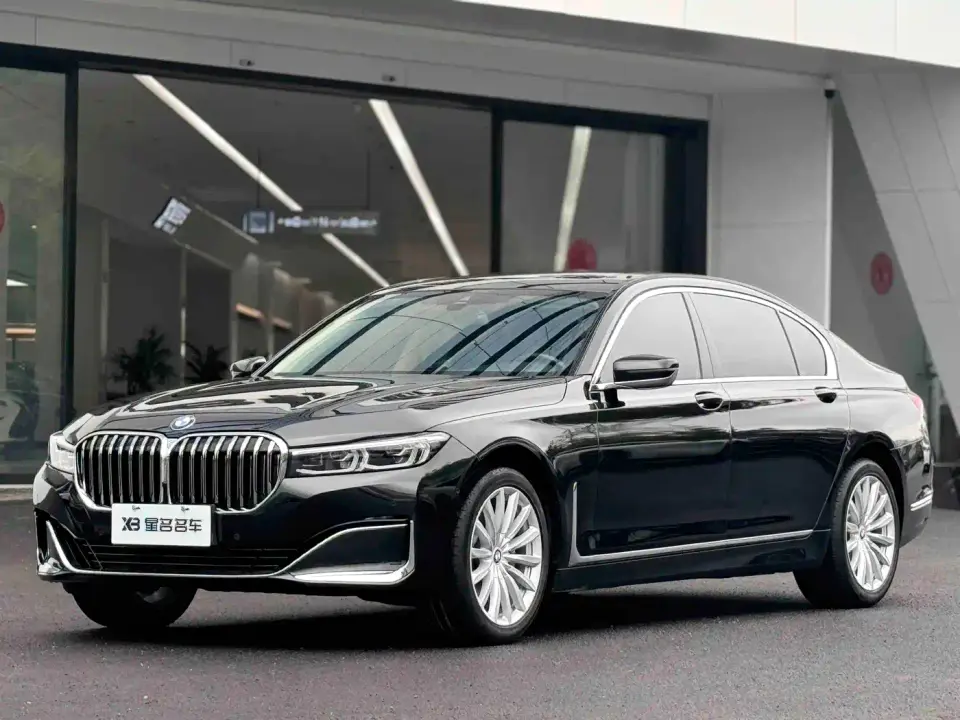 BMW 7 Series Model 730Li Luxury Package 2022
