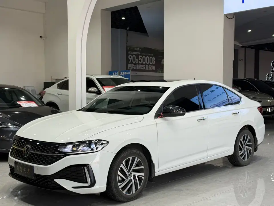 Volkswagen Lavida Model 300TSI DSG Starlight Leading Edition 2024